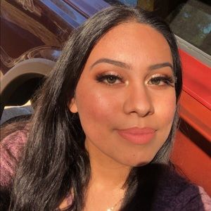 Meet your Posher, Editth